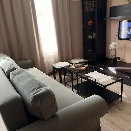 Fresh&cozy Apartment, Parking Free, 15 Min Walk To Center